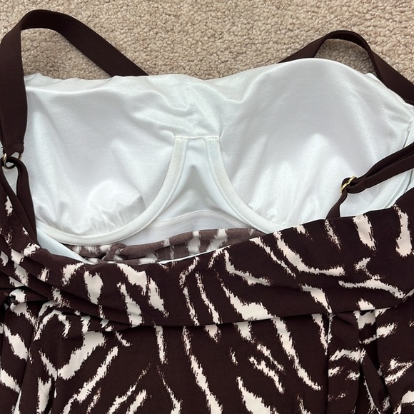 Magicsuit On Safari Michelle Underwire Cross Front Animal Tankini Top - Size 12 - Picture 7 of 10